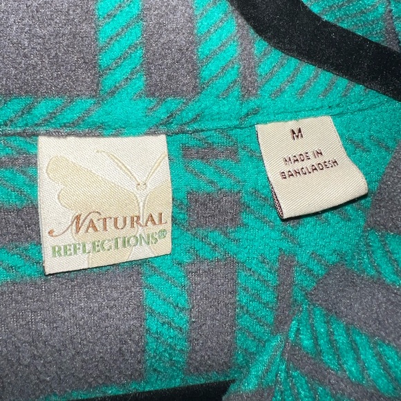 Natural Reflections cozy top - Picture 4 of 9